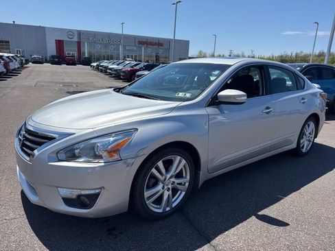 Used 2015 Nissan Altima 3.5 SL FWD image 36