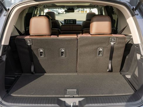 New 2026 Honda Pilot Elite image 13