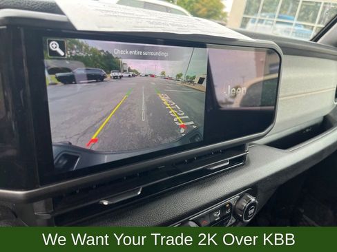 Used 2024 Jeep Gladiator Sport image 29