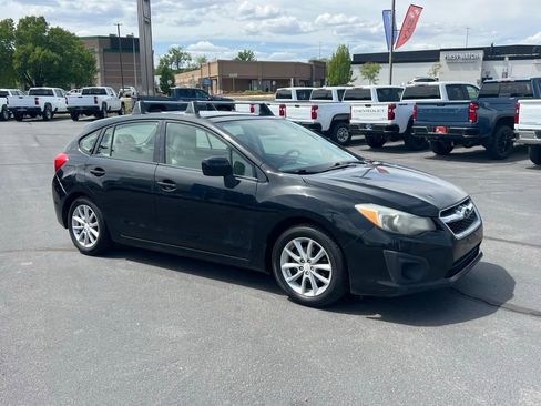 Used 2012 Subaru Impreza 2.0i Premium w/ All-Weather Pkg AWD/4WD image 4