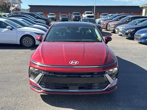 New 2024 Hyundai Sonata SEL w/ Convenience Package FWD image 2