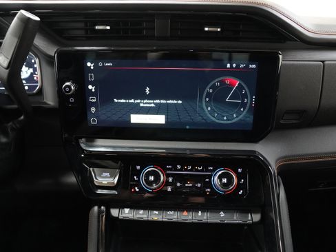 Used 2024 GMC Sierra 2500 AT4 w/ AT4 Preferred Package image 22