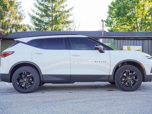 Used 2021 Chevrolet Blazer LT AWD/4WD image 8