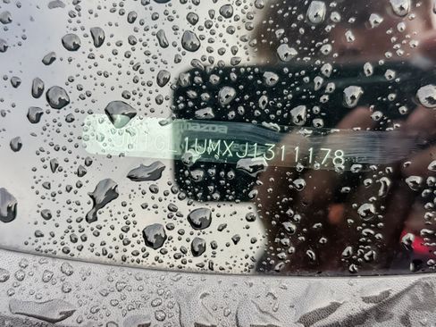 Used 2018 MAZDA MAZDA6 Sport image 2