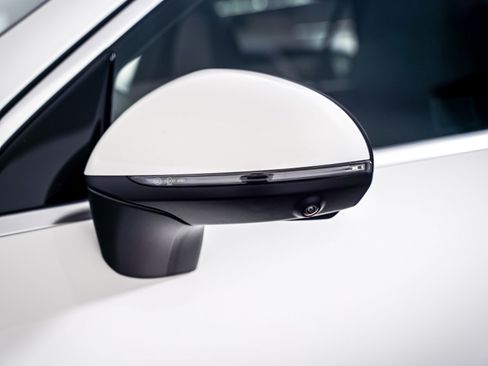 Certified 2026 Mercedes-Benz GLC 300 image 26