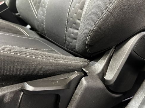 Used 2019 Ford Fiesta SE w/ Equipment Group 201A FWD image 25