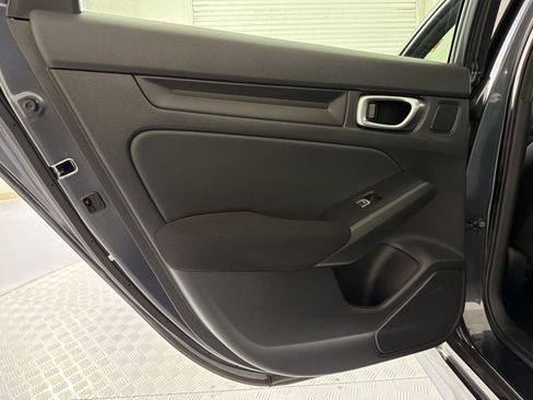 Used 2023 Honda Civic Sport image 26