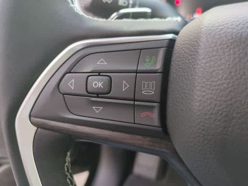 New 2025 Jeep Grand Cherokee L Limited w/ Trailer Tow Package image 24