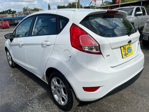 Used 2015 Ford Fiesta SE image 7
