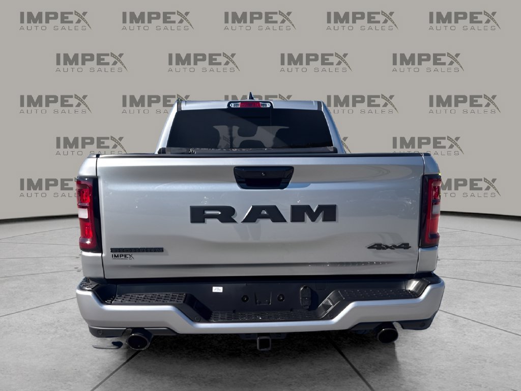 Used 2025 RAM 1500 Big Horn AWD/4WD image 4