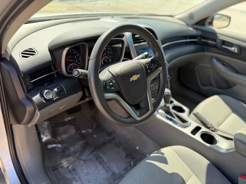 Used 2014 Chevrolet Malibu LS FWD image 12