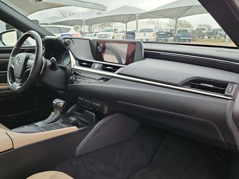 Used 2020 Lexus ES 350 w/ Premium Package image 23