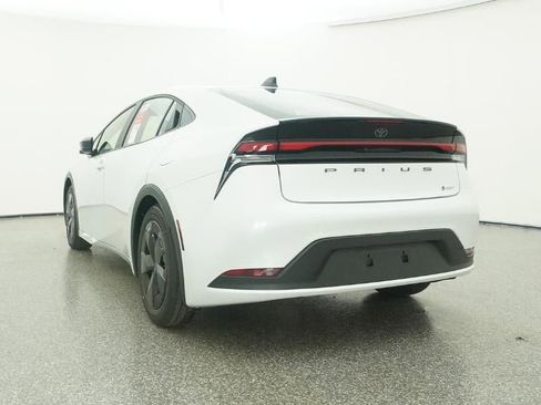 New 2026 Toyota Prius LE image 44