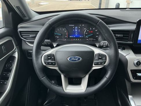 Used 2023 Ford Explorer XLT w/ Equipment Group 202A image 13