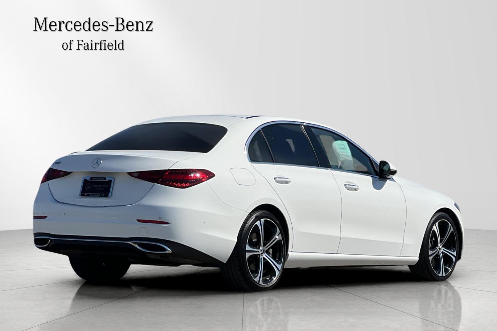 Used 2024 Mercedes-Benz C 300 Sedan image 2