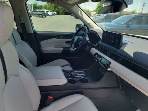 Certified 2026 Honda Pilot Touring image 31