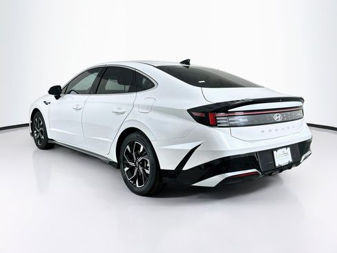 Used 2024 Hyundai Sonata SEL FWD image 5