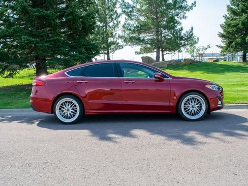 Used 2020 Ford Fusion Energi Titanium image 7