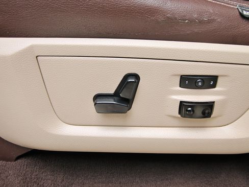 Used 2018 RAM 2500 Laramie w/ Convenience Group image 25