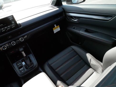 Used 2026 Honda CR-V Sport-L image 11
