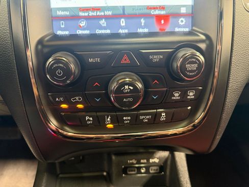 Used 2018 Dodge Durango R/T w/ Technology Group image 21