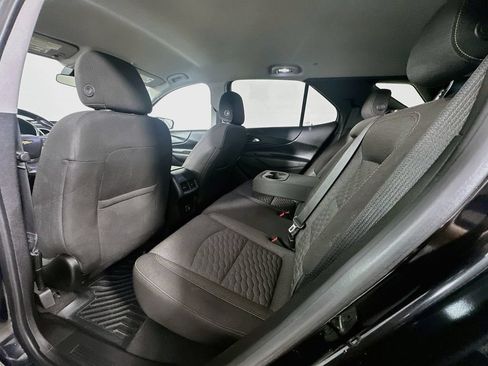 Used 2019 Chevrolet Equinox LT FWD image 4