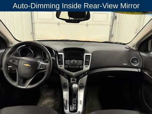 Used 2016 Chevrolet Cruze LT FWD image 21