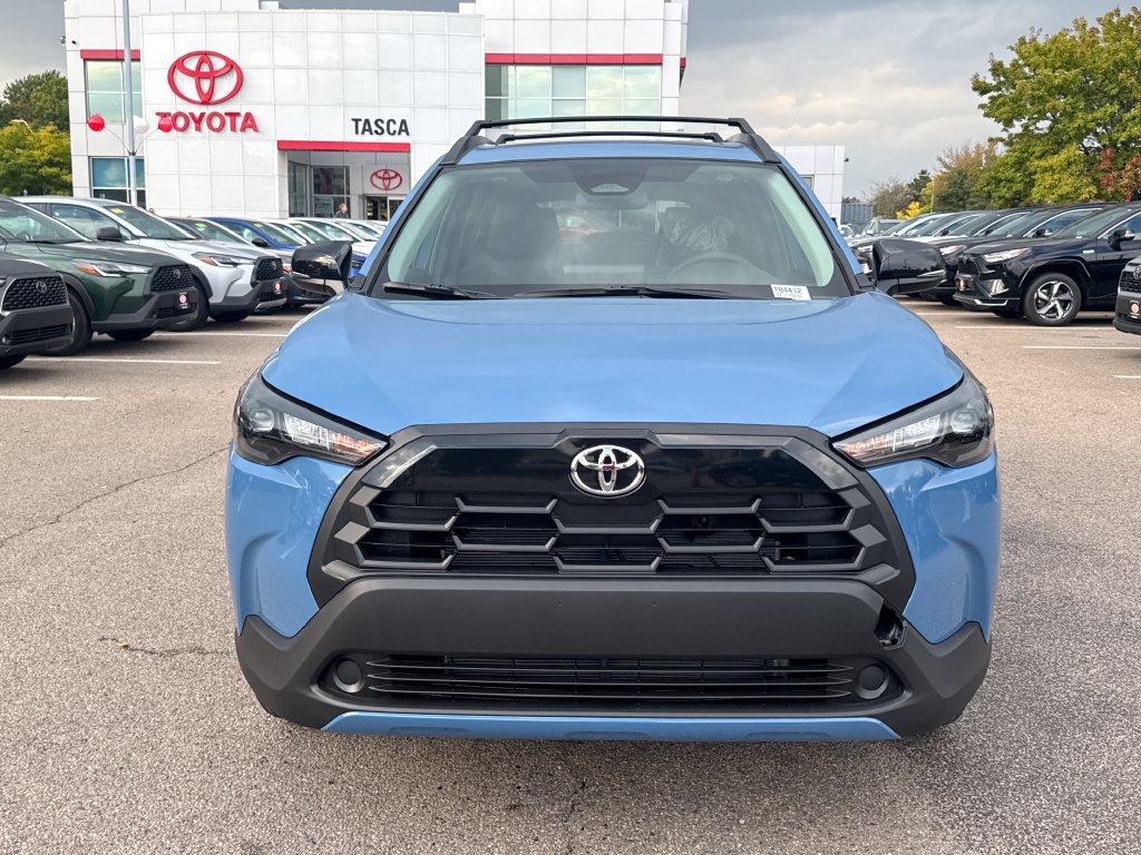 New 2026 Toyota Corolla Cross LE w/ Moonroof Package AWD/4WD image 2