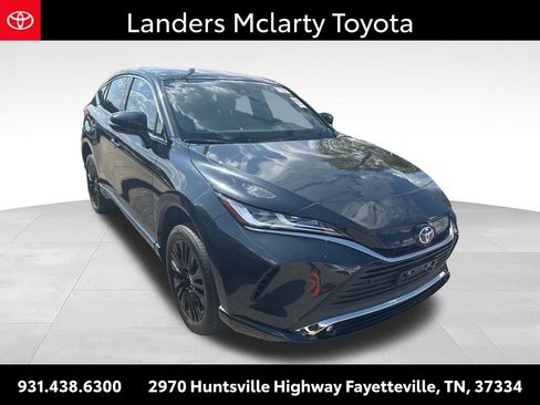 Used 2023 Toyota Venza Nightshade AWD/4WD image 3