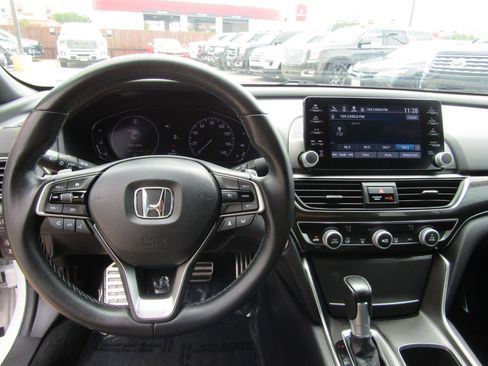 Used 2021 Honda Accord Sport image 15
