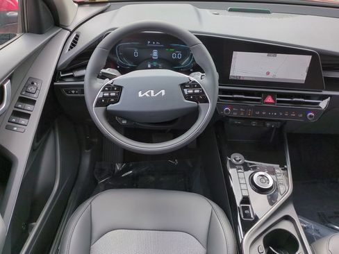 New 2025 Kia Niro EX w/ EX Cold Weather Package image 15