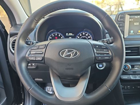 Used 2021 Hyundai Kona Limited AWD/4WD image 19
