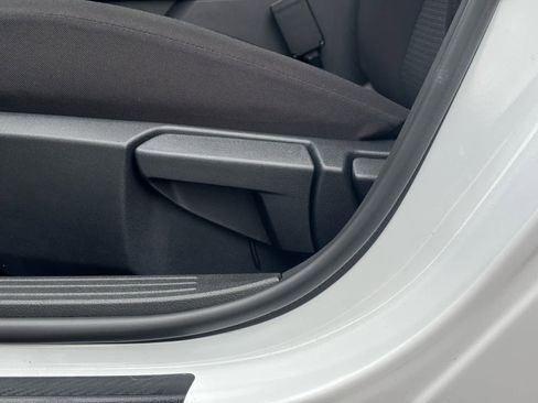 New 2026 Nissan Kicks S image 15