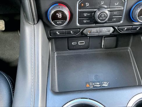 Used 2022 Chevrolet Tahoe LT w/ Luxury Package image 34