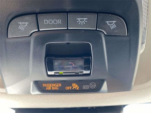 Used 2023 Toyota Corolla LE image 30