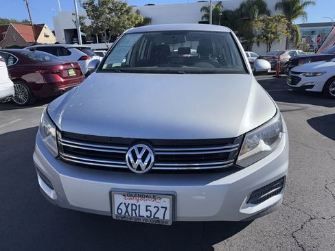 Used 2013 Volkswagen Tiguan S image 14