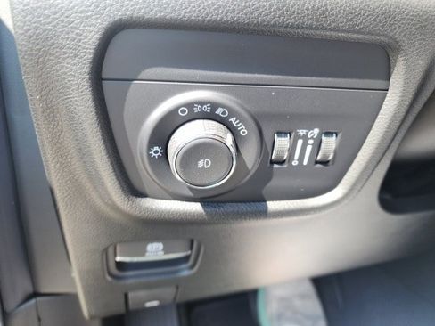 New 2025 Jeep Grand Cherokee L Limited w/ Luxury Tech Group II image 20