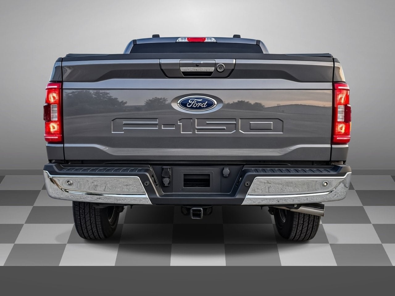 Used 2021 Ford F150 XLT w/ Equipment Group 302A High AWD/4WD image 5
