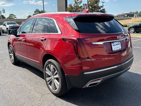 Used 2024 Cadillac XT5 Premium Luxury AWD/4WD image 9