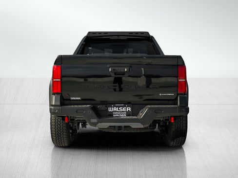 New 2025 Toyota Tacoma Trailhunter image 5