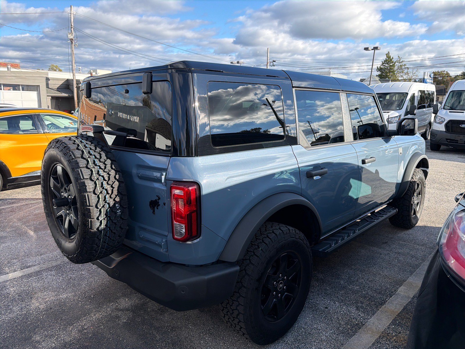 Used 2025 Ford Bronco Big Bend AWD/4WD image 3