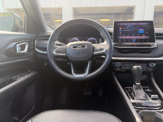 Used 2022 Jeep Compass High Altitude AWD/4WD image 14