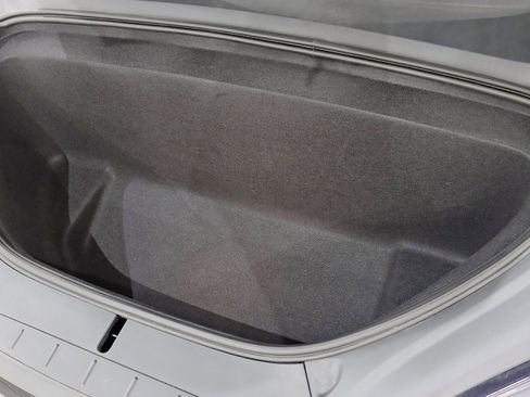 Used 2023 Tesla Model X image 40