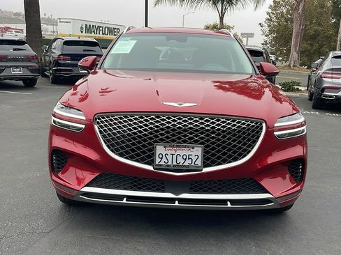 Used 2025 Genesis GV70 2.5T image 3