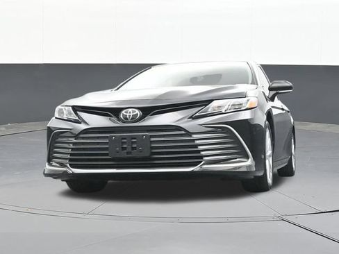 Used 2023 Toyota Camry LE w/ Convenience Package FWD image 54