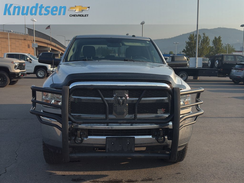 Used 2018 RAM 2500 Tradesman w/ Chrome Appearance Group AWD/4WD image 2