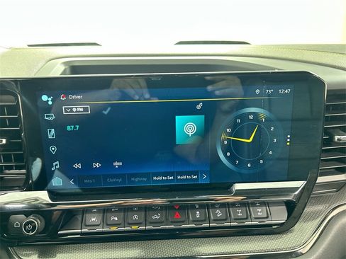 Used 2022 Chevrolet Silverado 1500 ZR2 w/ Technology Package image 14