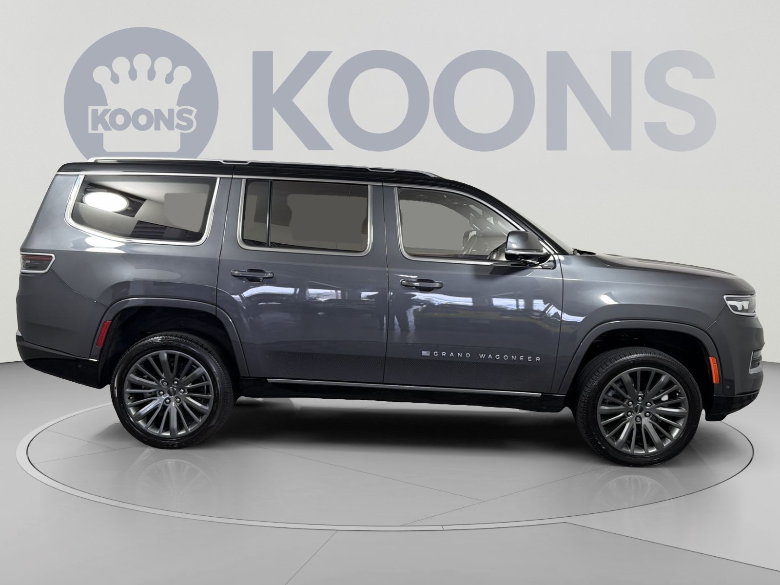 Used 2022 Jeep Grand Wagoneer Series III w/ Flexible Seating Group AWD/4WD image 8