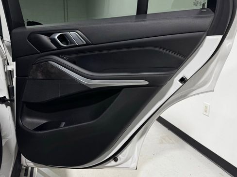 Used 2023 BMW X5 xDrive40i w/ Premium Package image 28