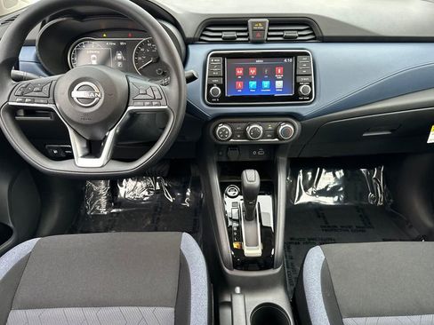 New 2025 Nissan Versa SV w/ Trunk Package FWD image 10